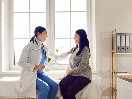 Menopauza iz ugla ginekologa: šta svaka žena treba da zna o terapiji i pregledima